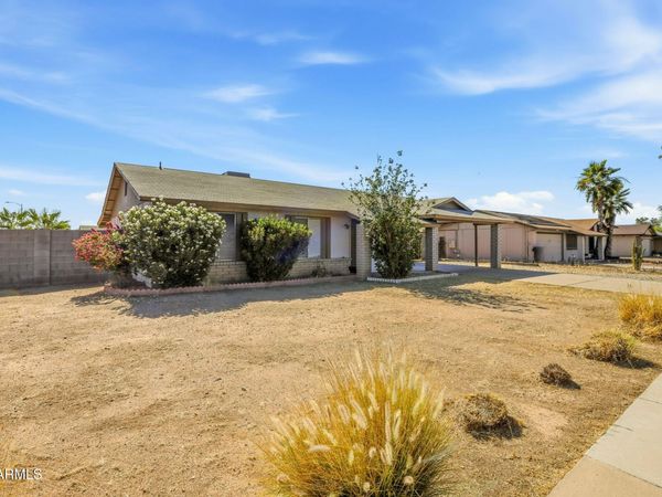 9623 N 70th Drive, Peoria, AZ 85345