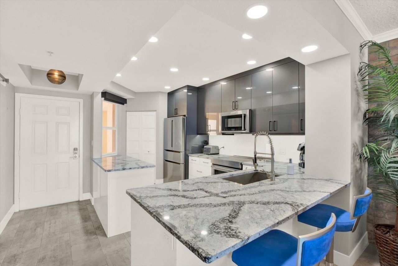 16450 Gulf Boulevard, Unit 763, North Redington Beach, FL 33708 Photo
