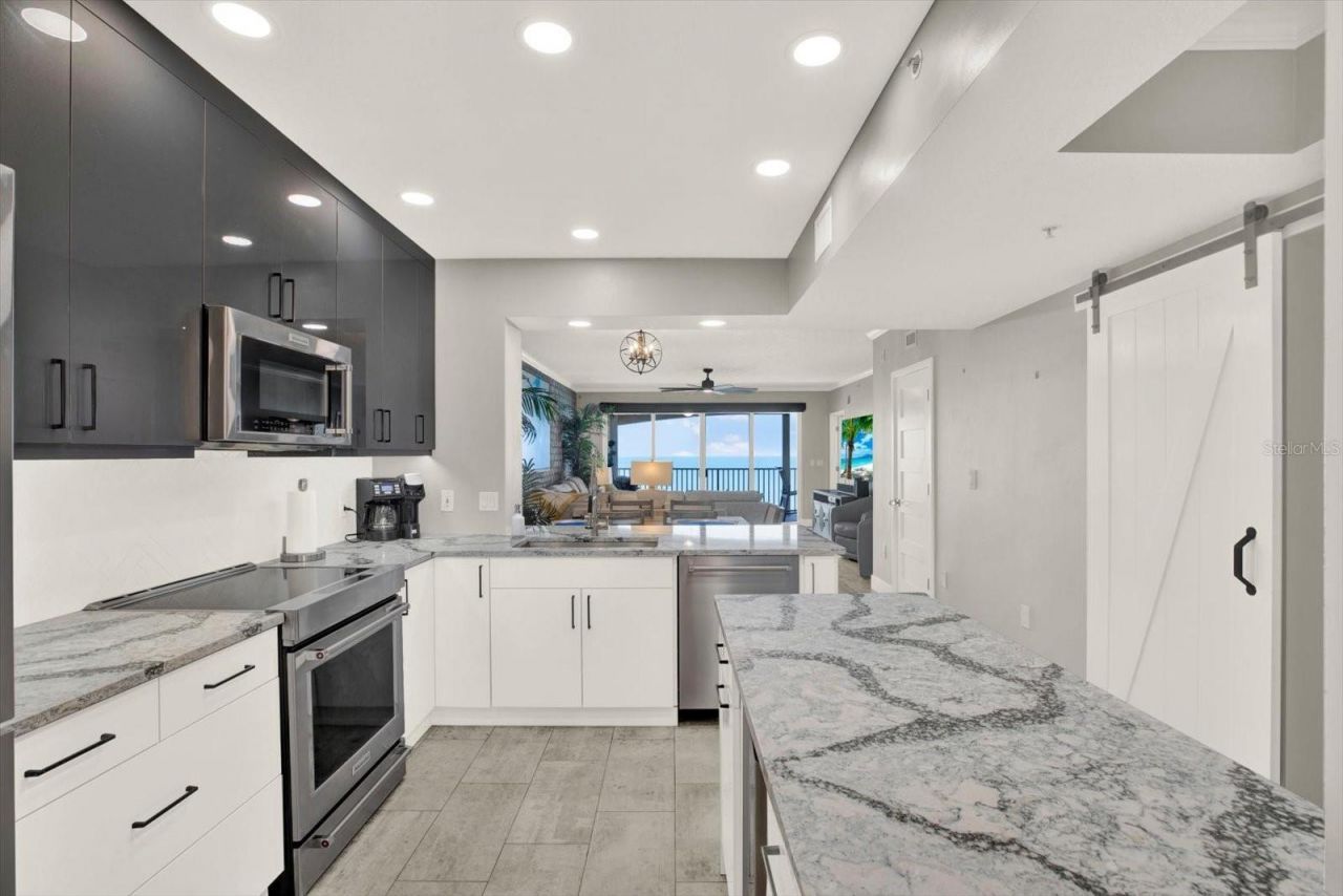 16450 Gulf Boulevard, Unit 763, North Redington Beach, FL 33708 Photo