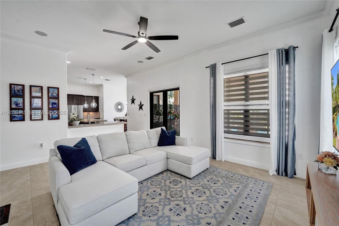 3701 NW 85th Ter , Cooper City, FL 33024 Photo