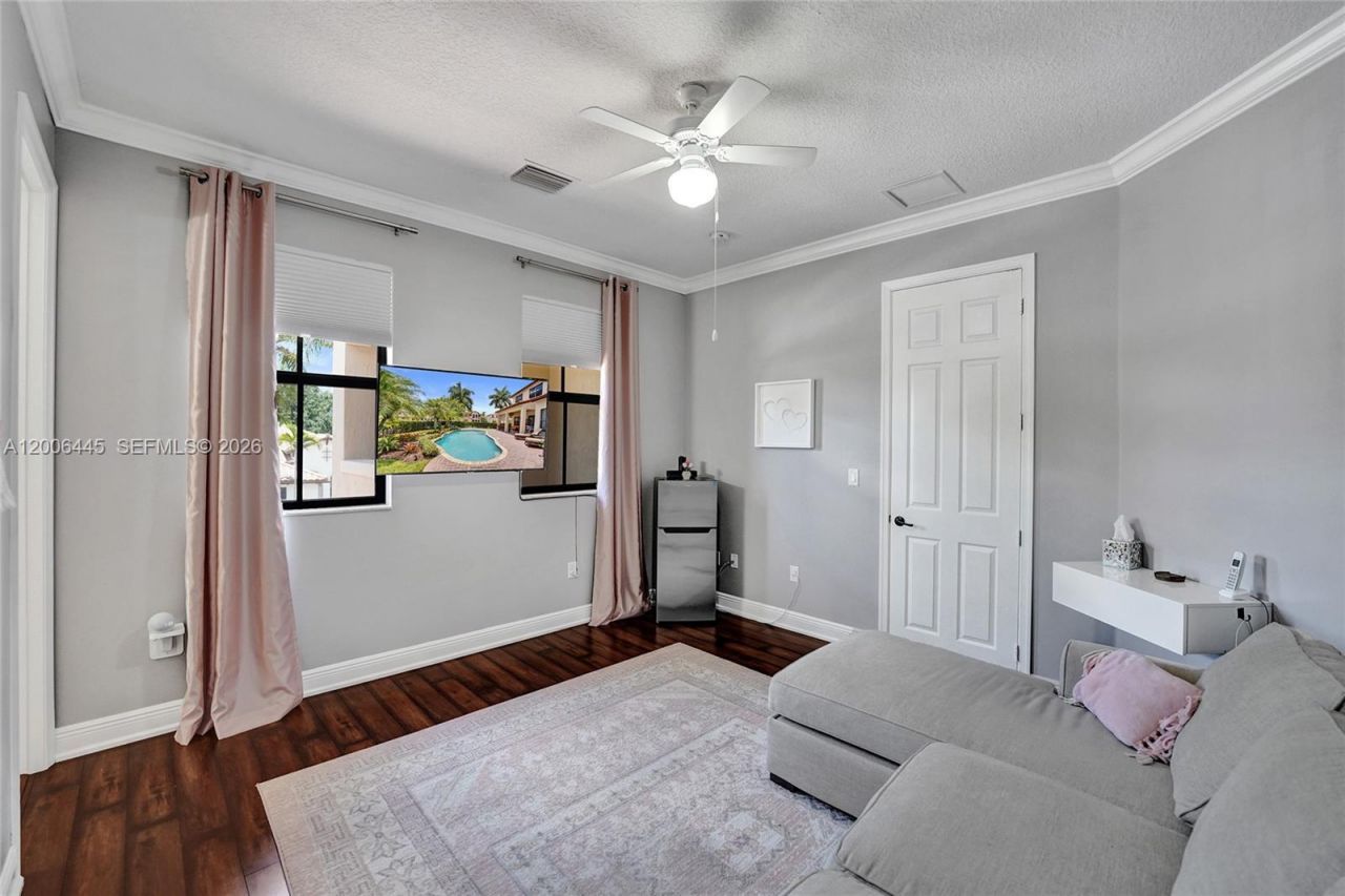 3701 NW 85th Ter , Cooper City, FL 33024 Photo