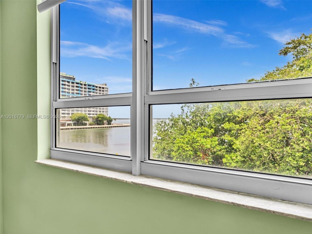 2000 N Bayshore Dr, Unit 220, Miami, FL 33137 Photo