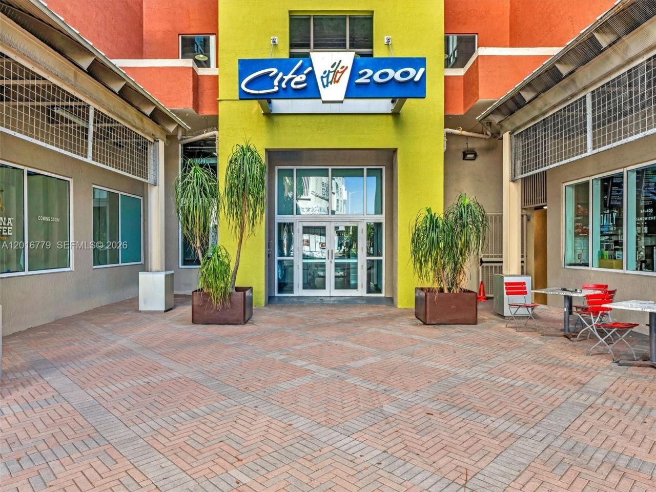 2000 N Bayshore Dr, Unit 220, Miami, FL 33137 Photo