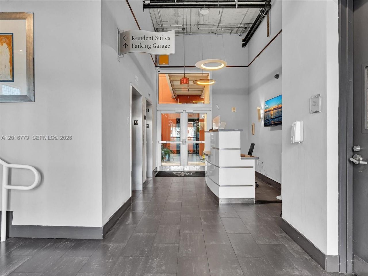 2000 N Bayshore Dr, Unit 220, Miami, FL 33137 Photo