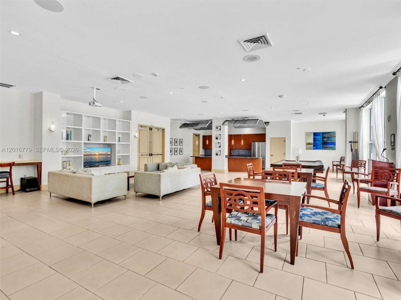 2000 N Bayshore Dr, Unit 220, Miami, FL 33137 Photo