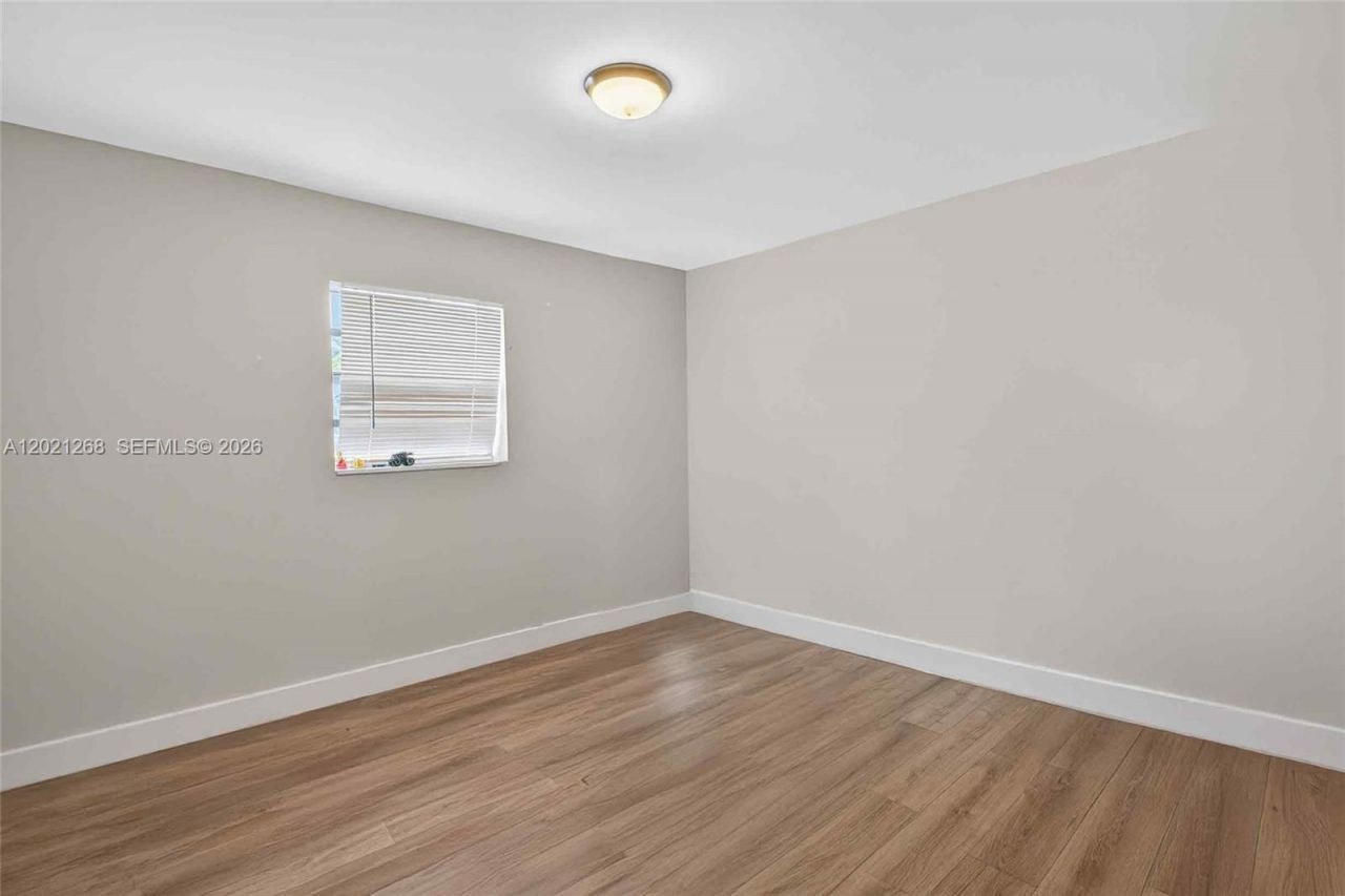 8224 NW 1st Pl , Miami, FL 33150 Photo