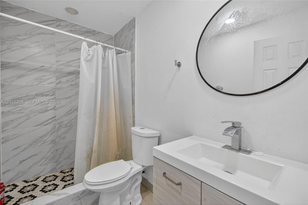 8224 NW 1st Pl , Miami, FL 33150 Photo