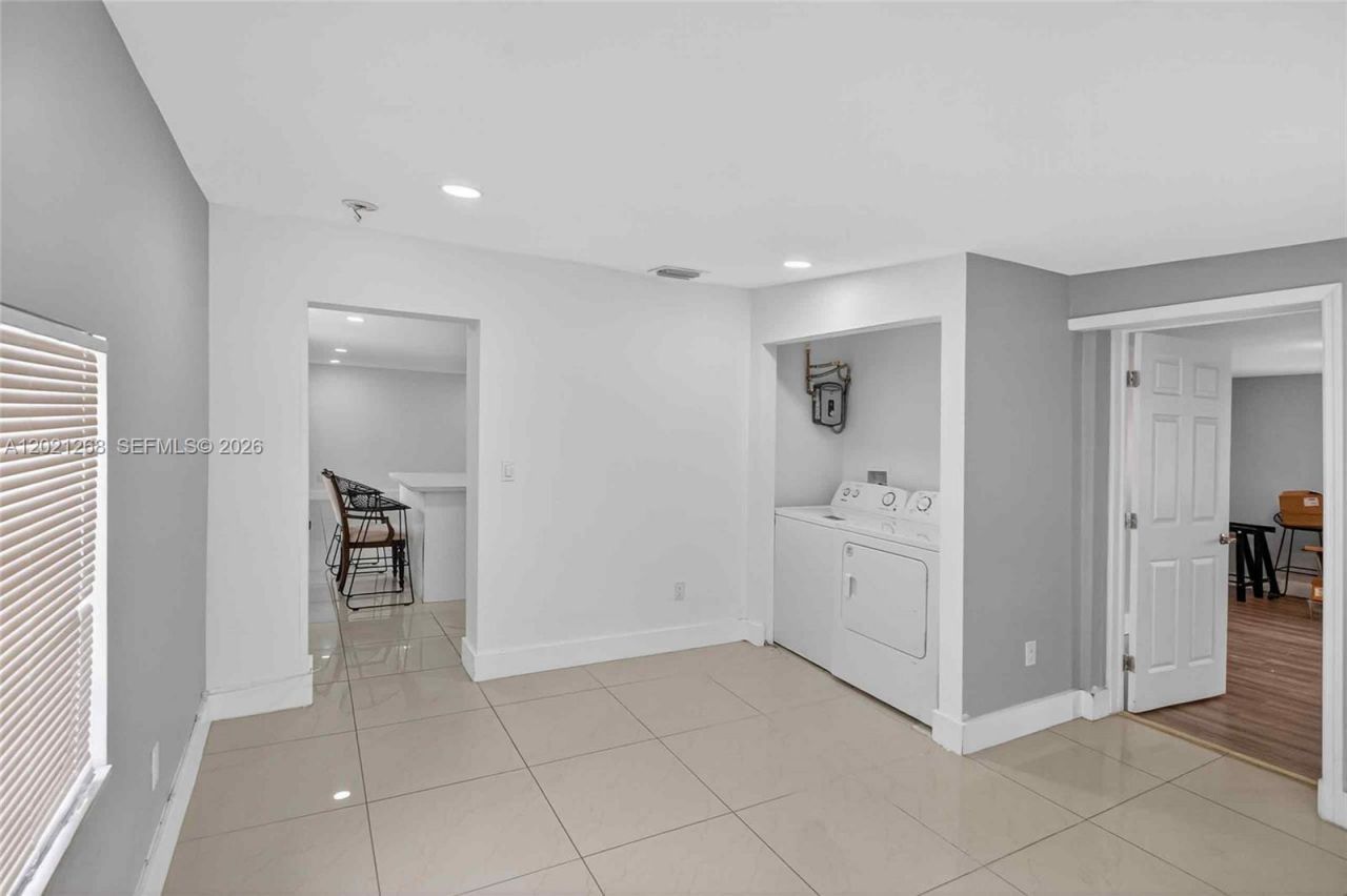 8224 NW 1st Pl , Miami, FL 33150 Photo