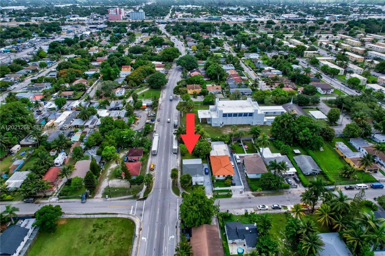 8224 NW 1st Pl , Miami, FL 33150 Photo