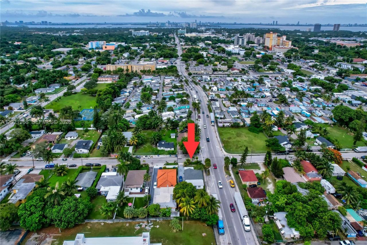 8224 NW 1st Pl , Miami, FL 33150 Photo