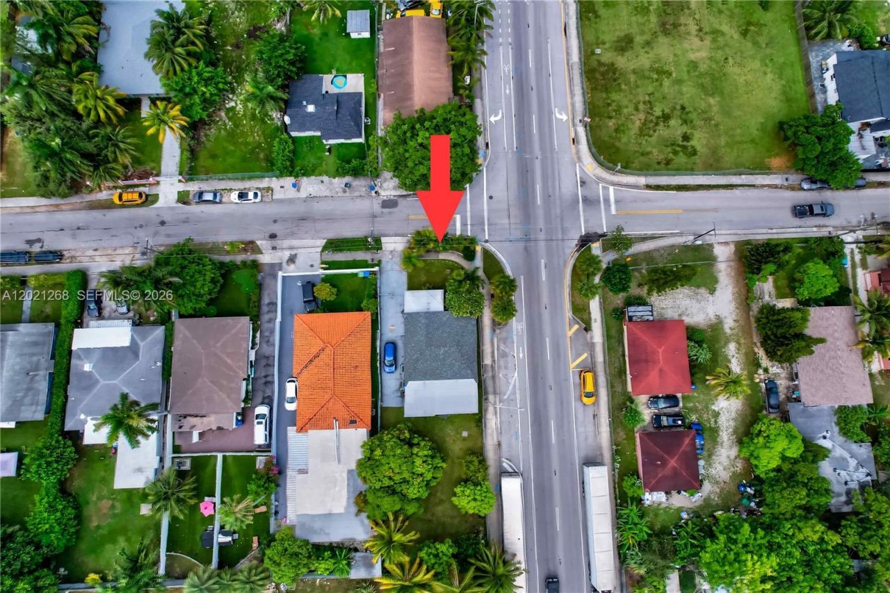 8224 NW 1st Pl , Miami, FL 33150 Photo