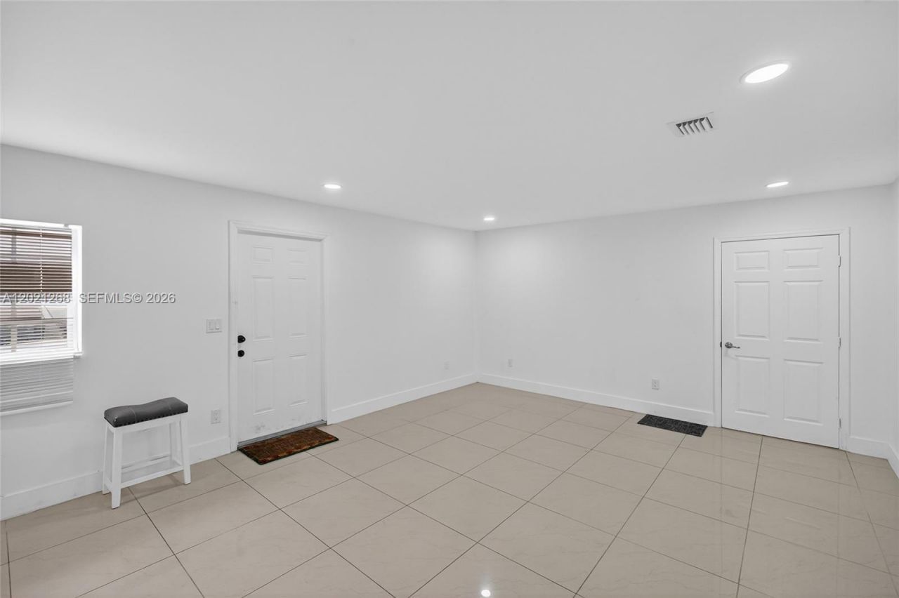 8224 NW 1st Pl , Miami, FL 33150 Photo