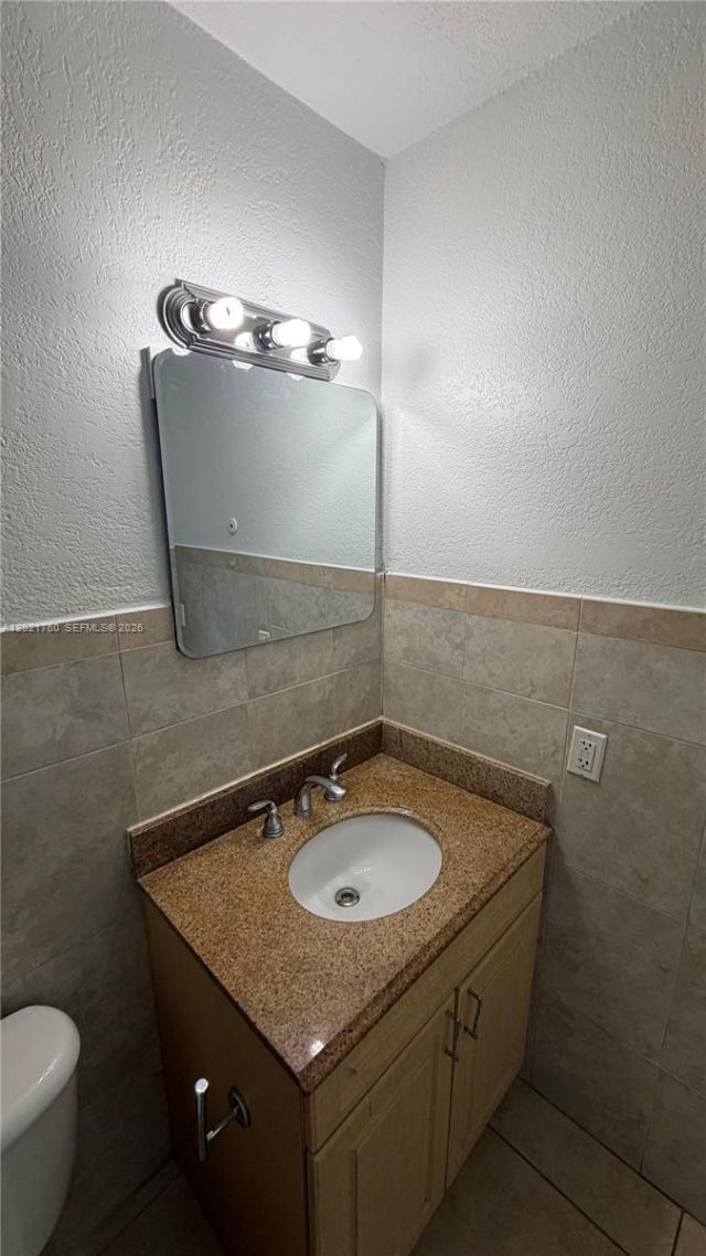 3901 SW 109th Ave , Unit 4, Miami, FL 33165 Photo