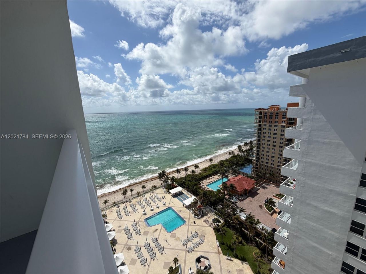2030 S Ocean Dr, Unit 2118, Hallandale Beach, FL 33009 Photo