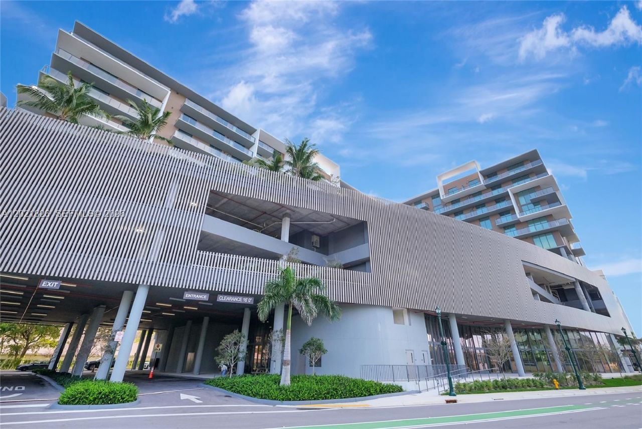 21290 Biscayne Blvd , Unit 210, Aventura, FL 33180 Photo