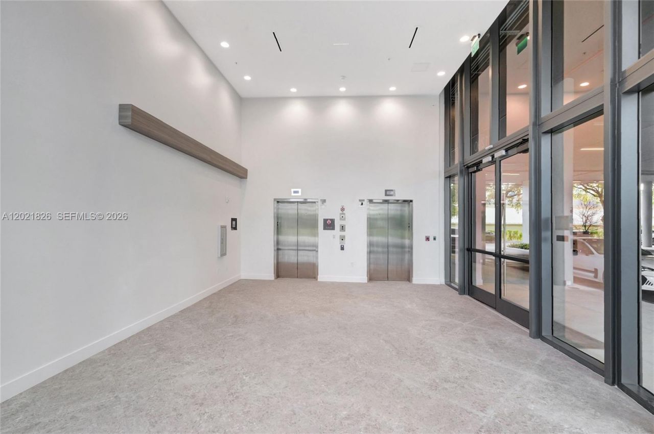 21290 Biscayne Blvd , Unit 210, Aventura, FL 33180 Photo