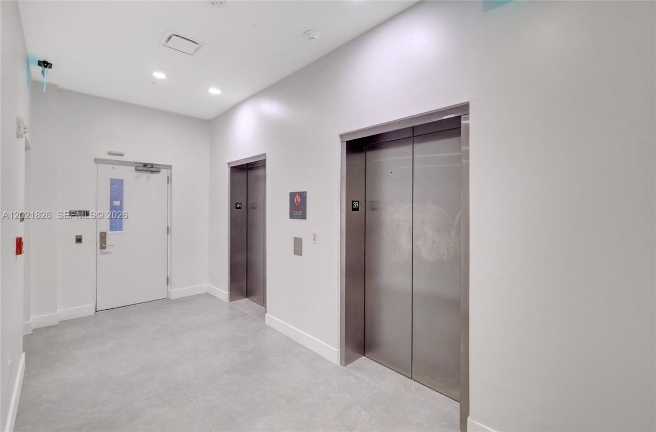 21290 Biscayne Blvd , Unit 210, Aventura, FL 33180 Photo