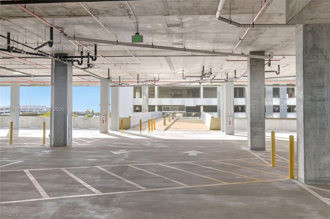 21290 Biscayne Blvd , Unit 210, Aventura, FL 33180 Photo