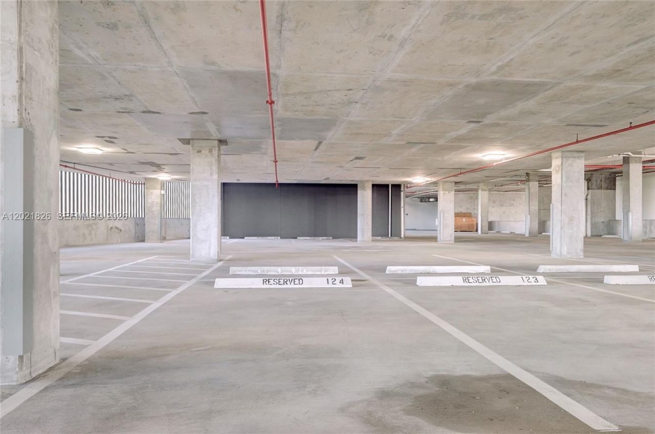 21290 Biscayne Blvd , Unit 210, Aventura, FL 33180 Photo