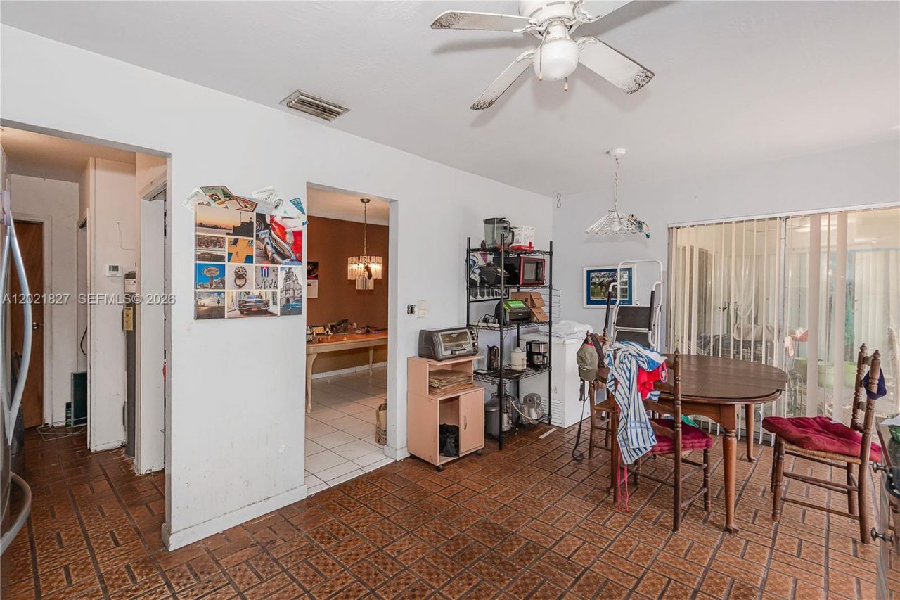 3905 SW 67th Ter, Miramar, FL 33023 Photo
