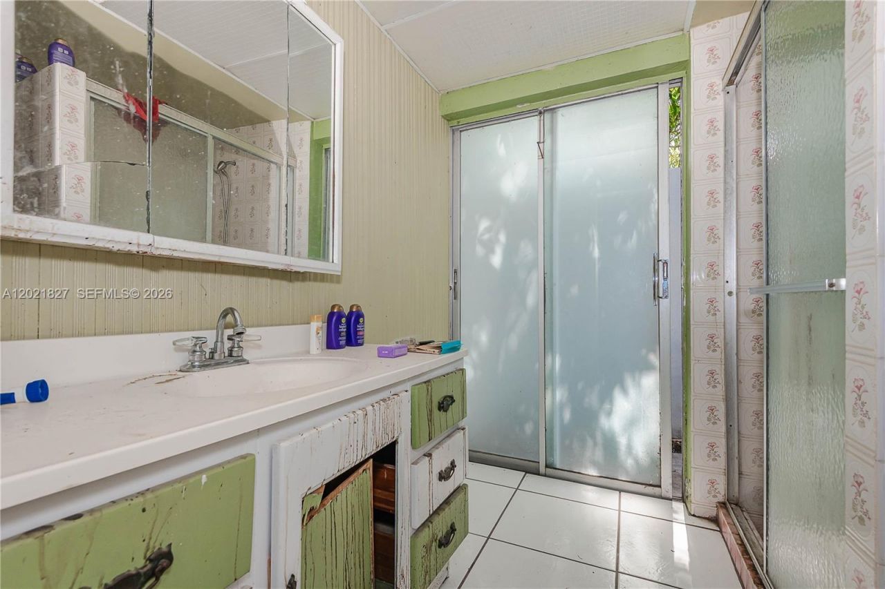 3905 SW 67th Ter, Miramar, FL 33023 Photo