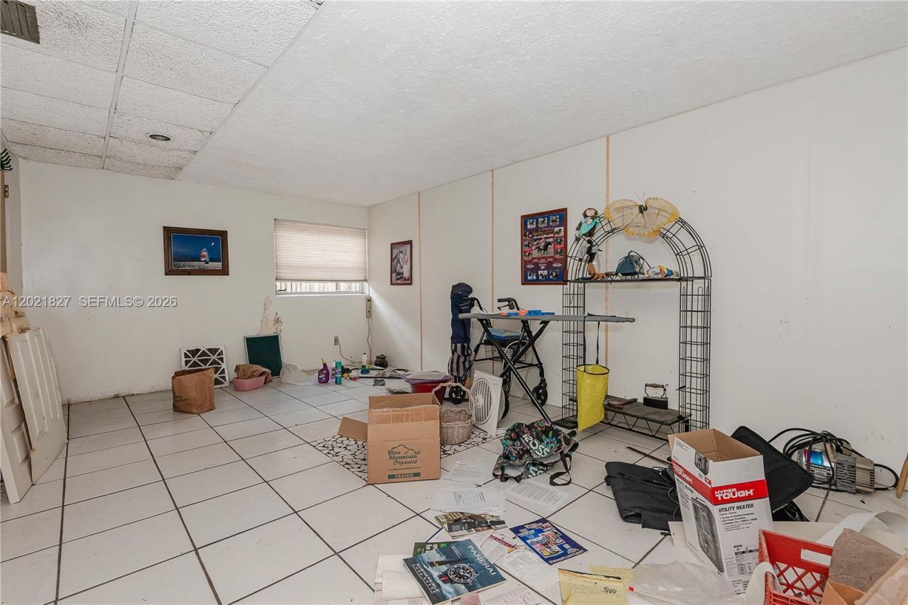 3905 SW 67th Ter, Miramar, FL 33023 Photo
