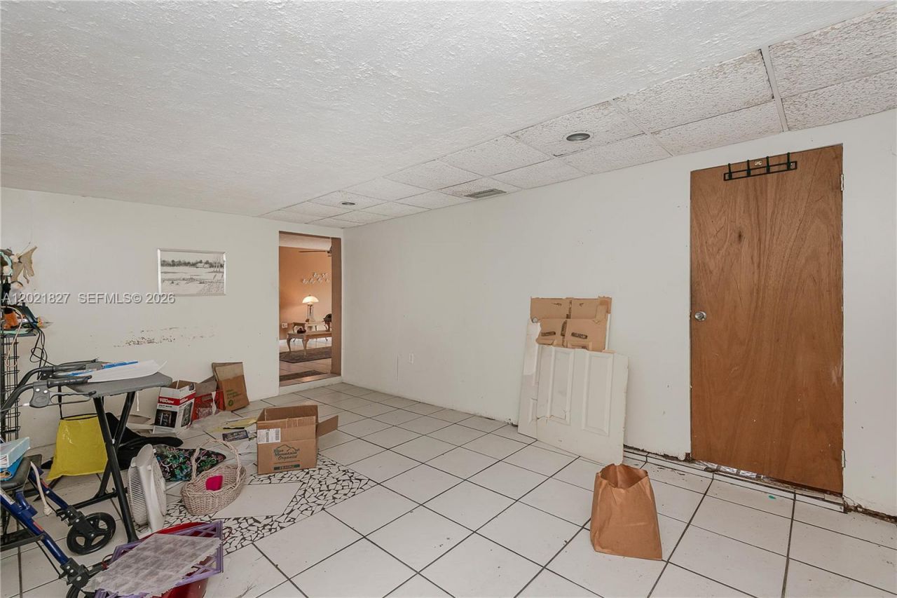 3905 SW 67th Ter, Miramar, FL 33023 Photo
