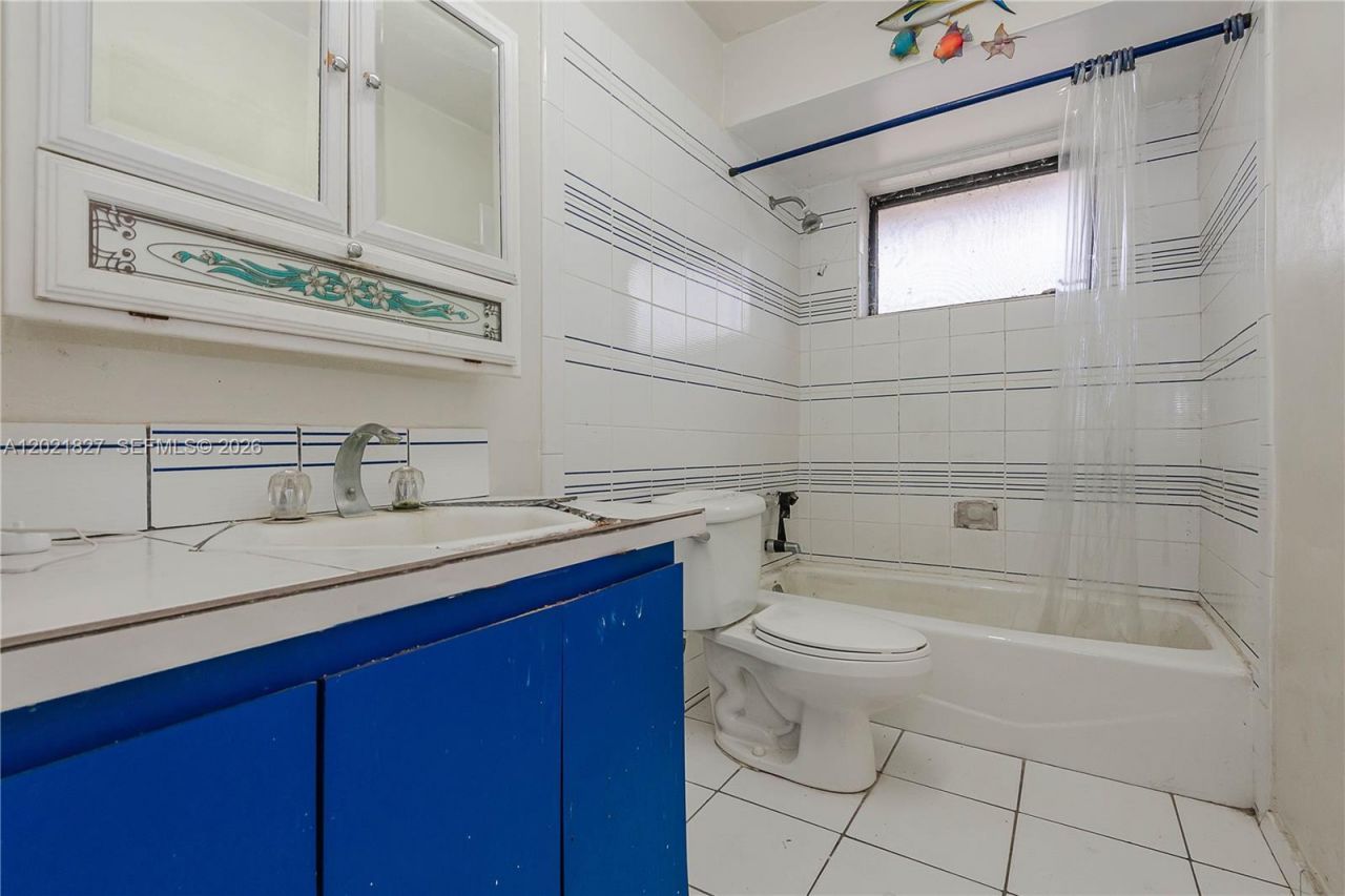 3905 SW 67th Ter, Miramar, FL 33023 Photo