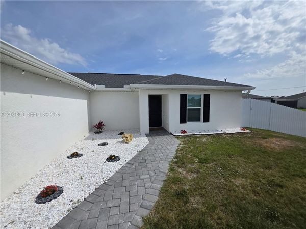 1926 NW 31ST TER , Unit 1, Cape Coral, FL 33993