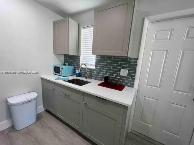 1925 Dewey St, Unit 1925, Hollywood, FL 33020 Photo