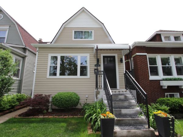 4719 W Warwick Avenue, Chicago, IL 60641