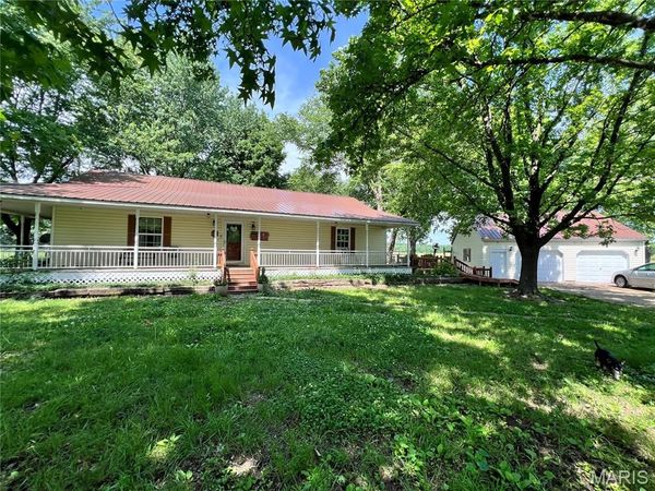 13911 Challenger Drive, Dixon, MO 65459