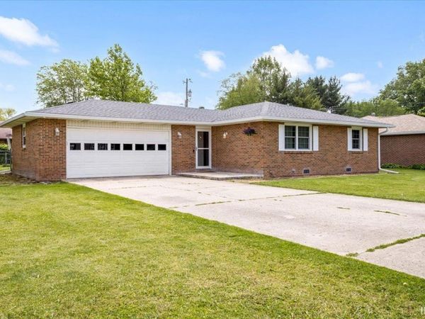 3400 Hampton Court, New Castle, IN 47362