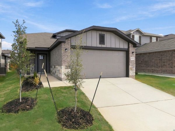 8642 Eagle Hill Meadow, San Antonio, TX 78222