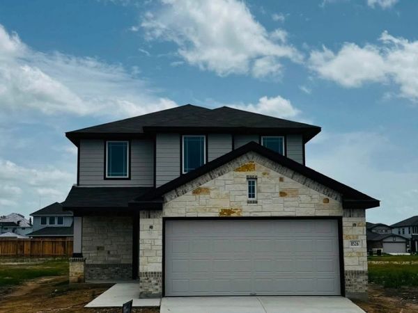 8526 Red Hawk Loop, San Antonio, TX 78222