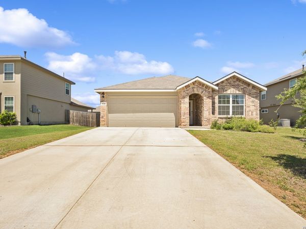 534 Diamond SHOALS, Cibolo, TX 78108