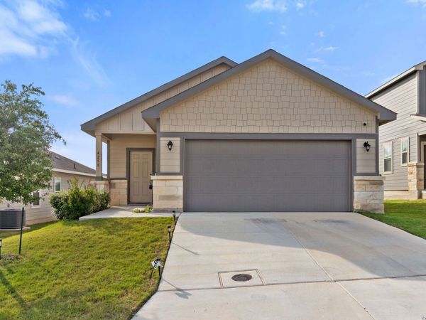 4250 ADMIRALS BND, Converse, TX 78109