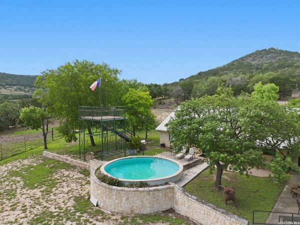 7364 FM 2828, Bandera, TX 78003
