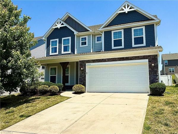 1029 Brockton Drive , Mebane, NC 27302