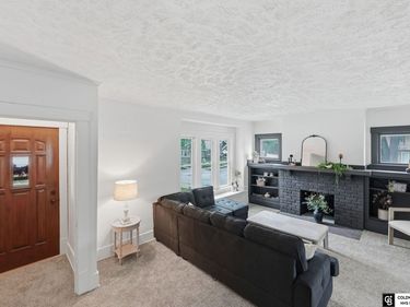 2851 Bauman Avenue, Omaha, NE 68112