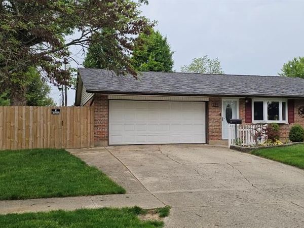 221 Mills Place, New Lebanon, OH 45345