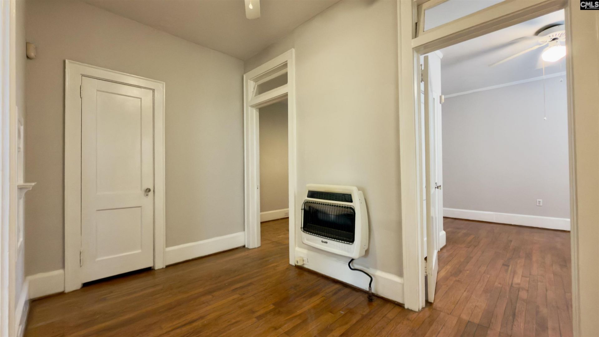 1030 Kinard Court  Photo 10