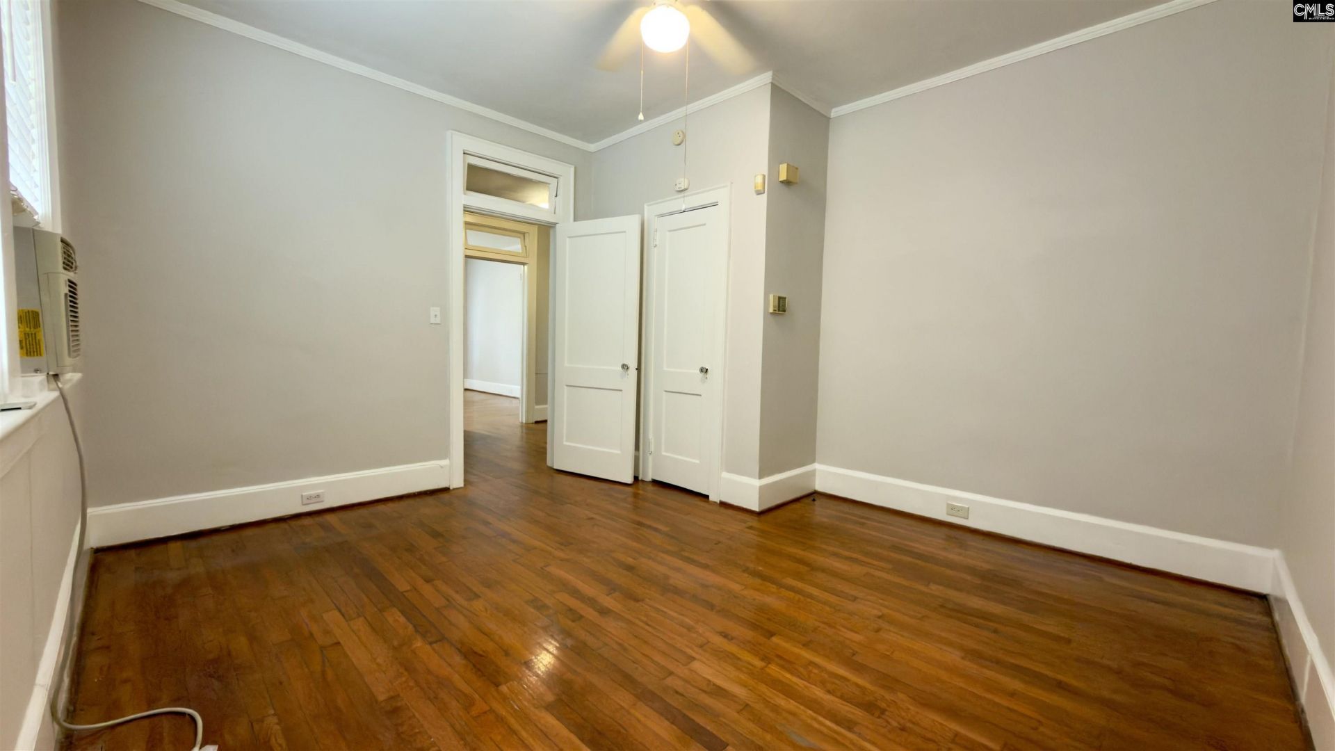 1030 Kinard Court  Photo 13