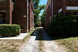 1030 Kinard Court  photo 4