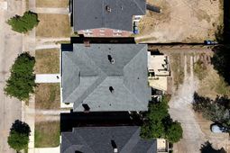 1030 Kinard Court  photo 4