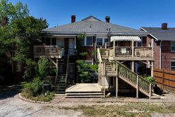 1030 Kinard Court  photo 4