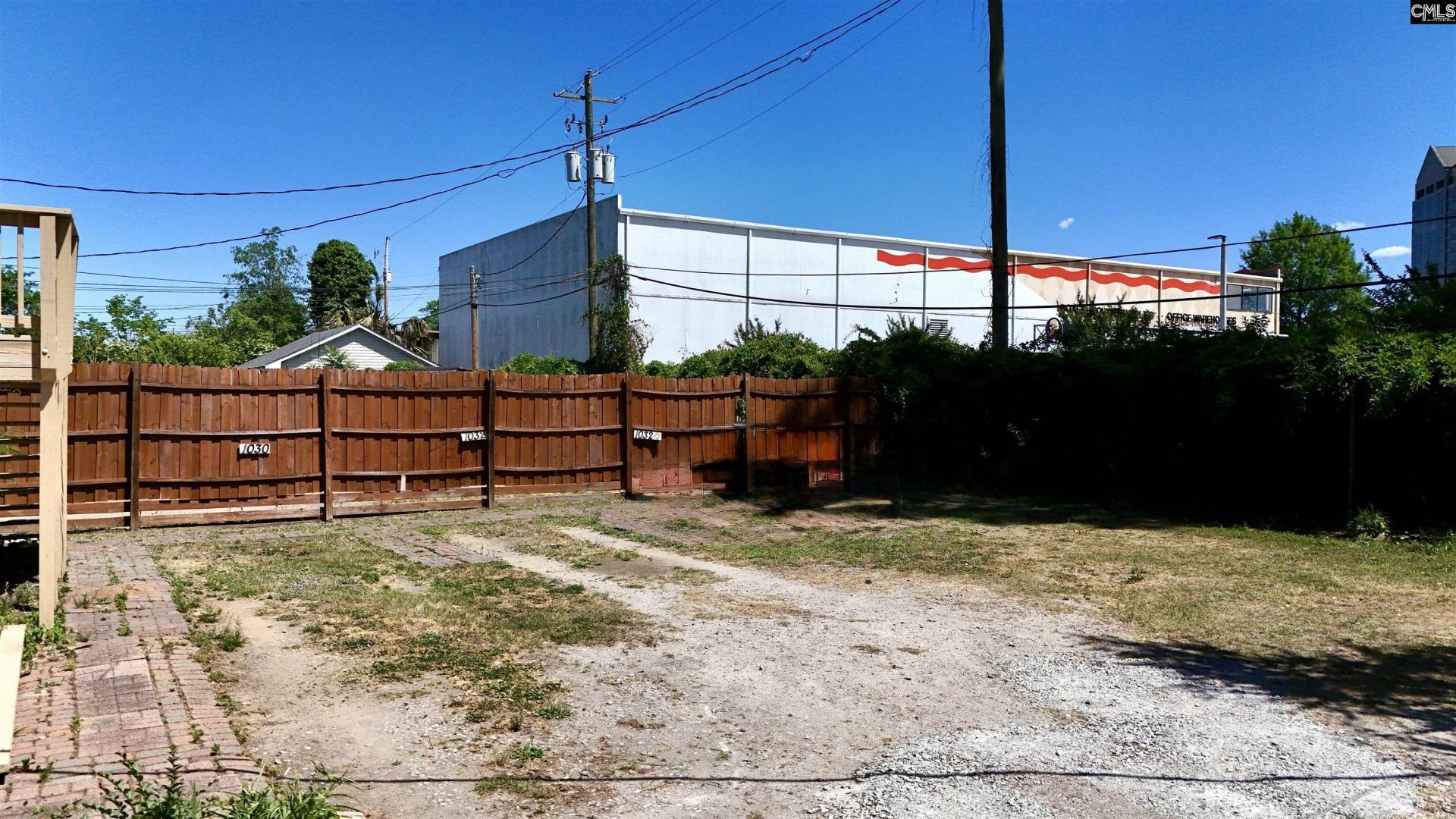 1030 Kinard Court  Photo 7