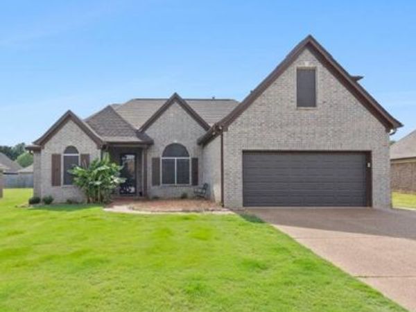 9027 Gavin Drive, Olive Branch, MS 38654