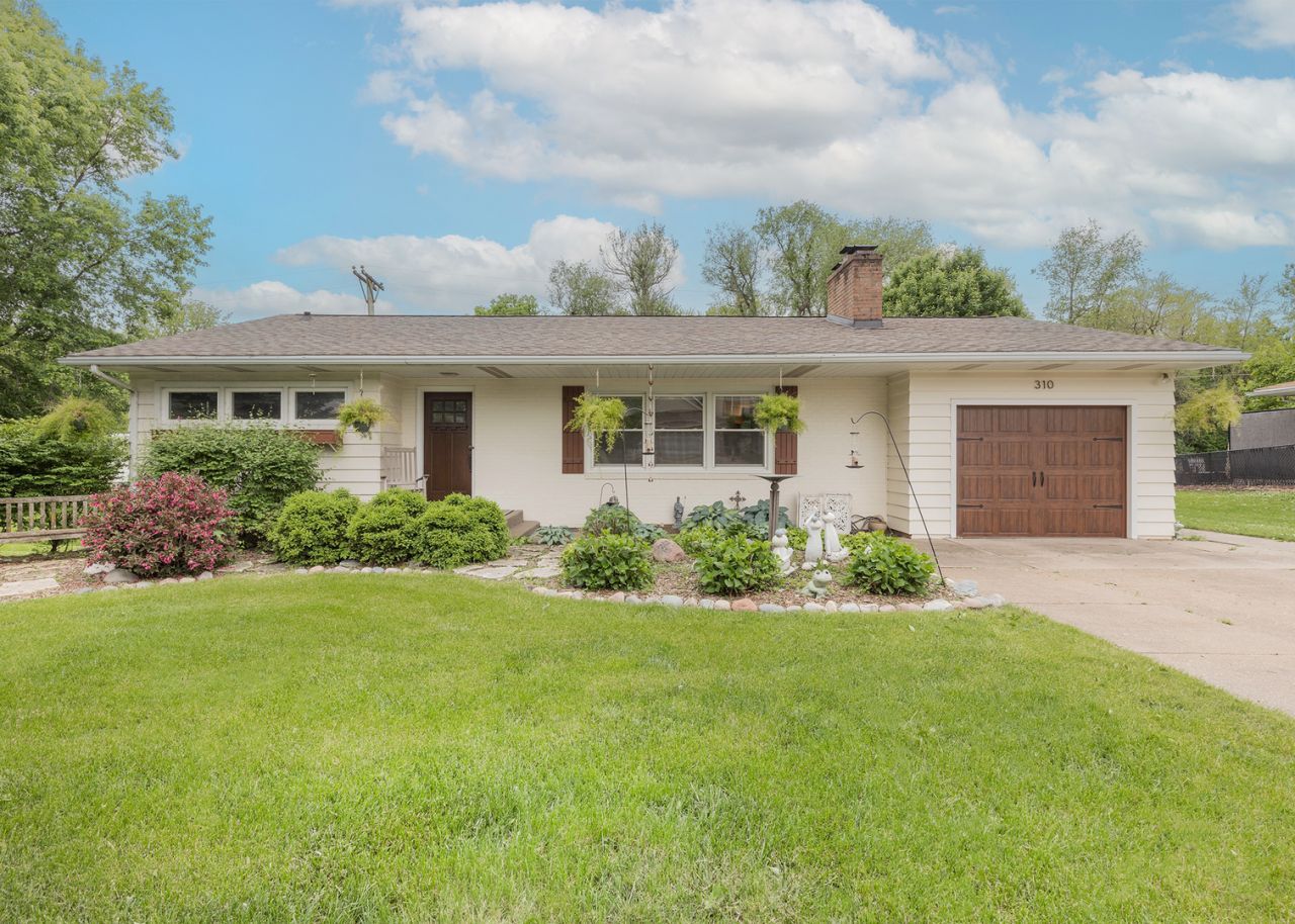 310 Circle Drive, Riverdale, IA 52722 Main Photo