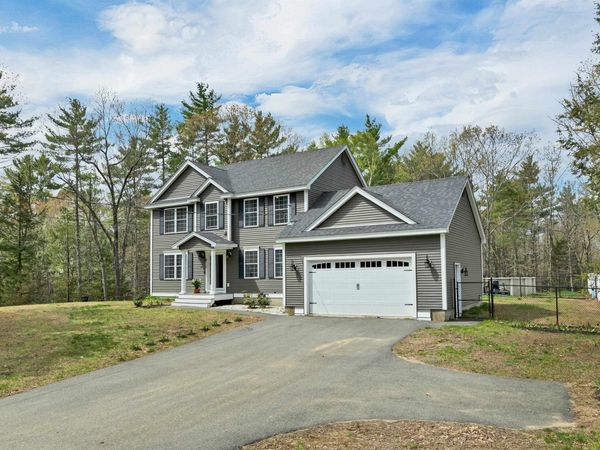 17 Blueberry Hill Road, Raymond, NH 03077